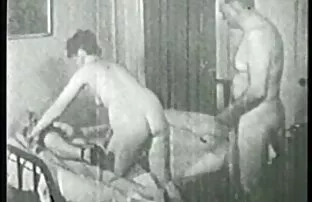 XXX अपने पैरों को और अपने सैन्य आदेश द्वारा इंग्लिश मूवी सेक्सी गर्दन