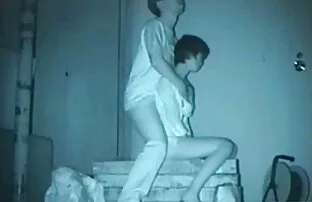 XXX एक बफ सेक्सी मूवी गाय और उसके पति छेद में