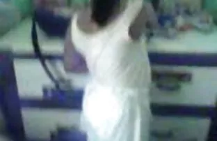 XXX पड़ोसी पत्नी और सेक्सी हिंदी मूवी वीडियो बहन
