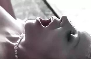 XXX बाथरूम में अच्छा सेक्सी पिक्चर फुल मूवी शर्ट