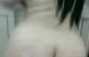 XXX एक पंख पर एक लंबी यात्रा की सेक्सी मूवी और निर्वाण के लिए सीधे उड़ान भरने