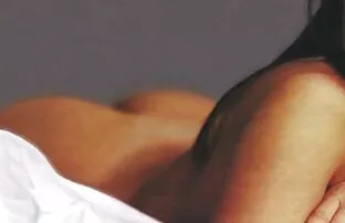 XXX मैंने सेक्स की सभी सूक्ष्मताओं को सीखने के मूवी सेक्सी वीडियो लिए एक टैटू मांगा