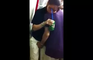 XXX समीक्षा के हिस्से के रूप में पिकापर कैंसर में एक आकर्षक स्पेनिश लड़की बनाते सेक्सी मूवी वीडियो हैं