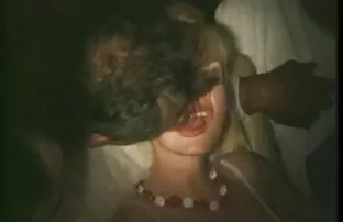 XXX बड़े स्तन आसानी से पारित सेक्सी मूवी नई वाली एक कास्टिंग