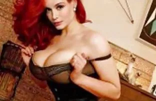 XXX दूल्हे की चट्टानों पर सकारात्मक सेक्सी एचडी मूवी सुंदरता की छलांग