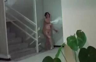 XXX 18 साल पुराने रूसी लड़की उसके आकर्षण से पता चलता है bf सेक्सी मूवी हिंदी