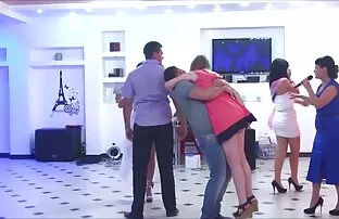 XXX मिमी इबारा सेक्सी मूवी हिंदी फिल्म एक स्वस्थ काला कुत्ता उस पर बैठा