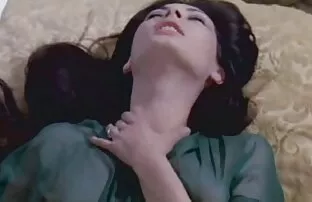 XXX माँ घर पर उसका सबसे अच्छा दोस्त सेक्सी मूवी चलने वाली की बेटी से संपर्क किया और एक इनाम एसई बतख के रूप में मिला