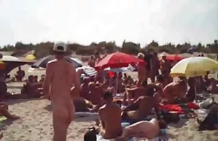 XXX अच्छा टैटू, बड़ा मुर्गा, सनी लियॉन की सेक्सी मूवी फिल्म