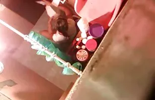 XXX उसने लड़की को अगले न्यू सेक्सी मूवी पिक्चर दरवाजे पर आमंत्रित किया और उसे भाषा करना सिखाया